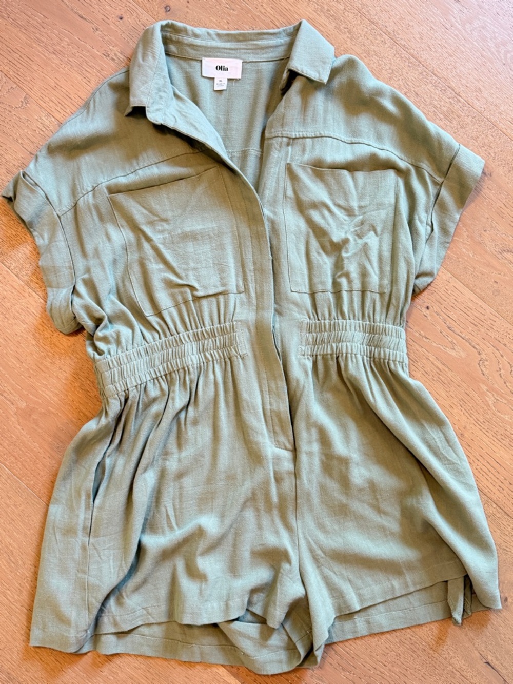Vici Olia Sage Green Top